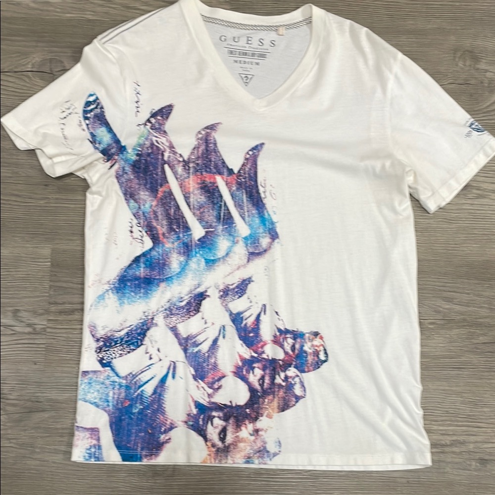Guess White and Blue Artistic Short Sleeve Tee